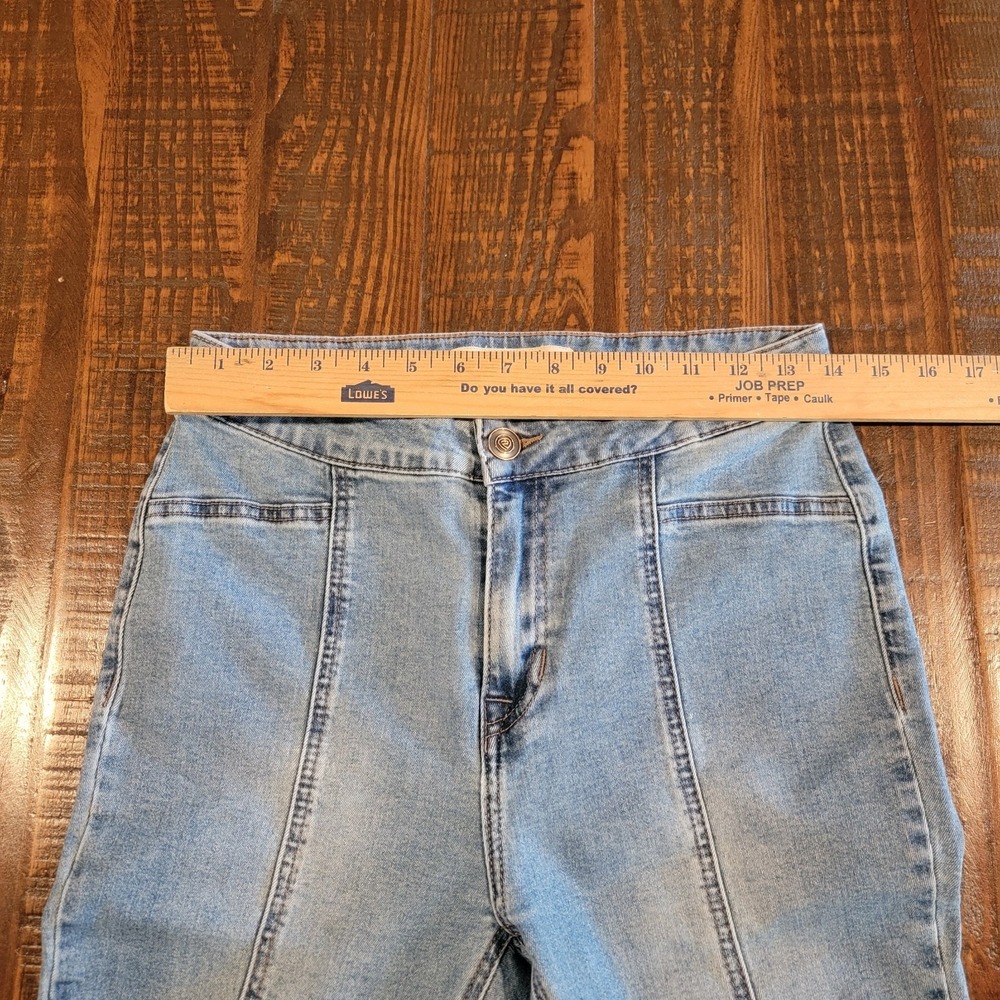 Rock & Roll Denim Bargain Button Bell Jeans Women's Size 29 X 30 Style WPB1658 - Picture 7 of 11